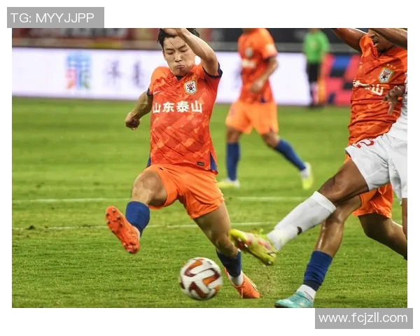 中超焦点战长春亚泰迎战山东泰山球队实力对决引发球迷热议